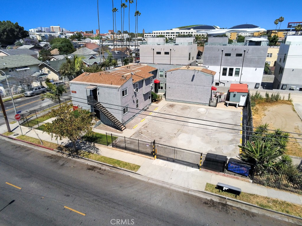 1134 W 39th