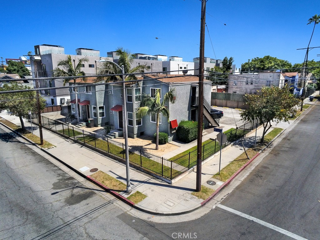 1134 W 39th