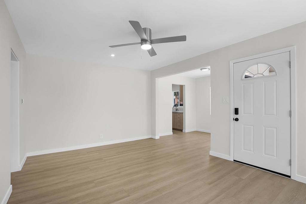 620 Elm Ave