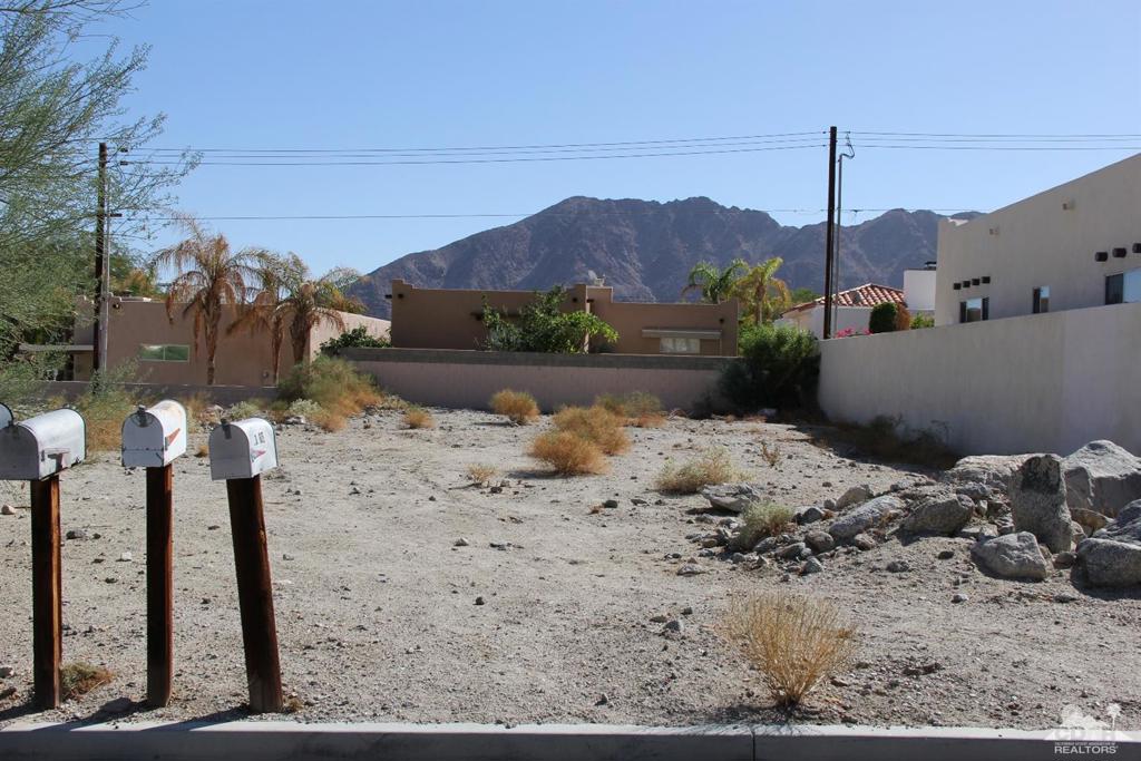 La Quinta Cove - Land