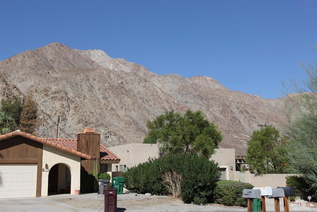 La Quinta Cove - Land