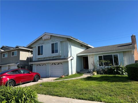 Photo of 9352 MOKIHANA Drive, Huntington Beach, CA 92646 (MLS # OC26090068)