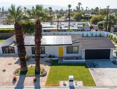2940 N Chuperosa Palm Springs CA 92262