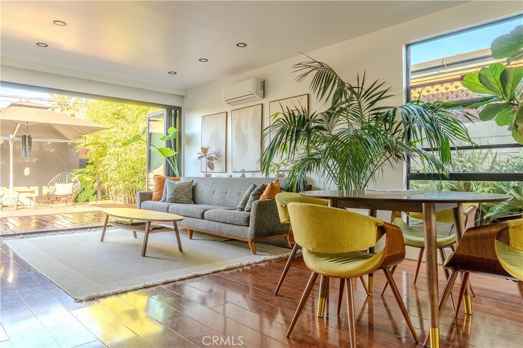 Circle (CA) - Residential Income