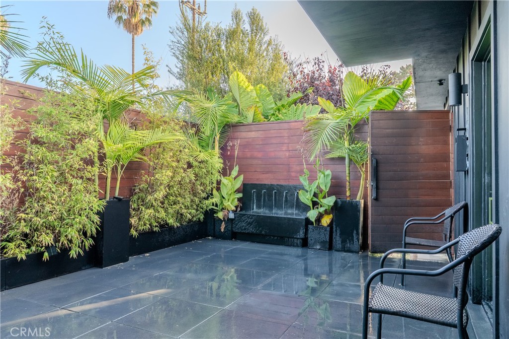 Circle (CA) - Residential Income