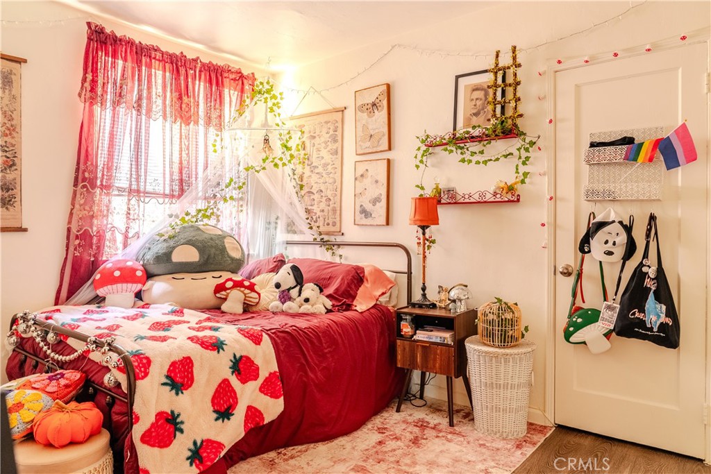 Circle (CA) - Residential Income