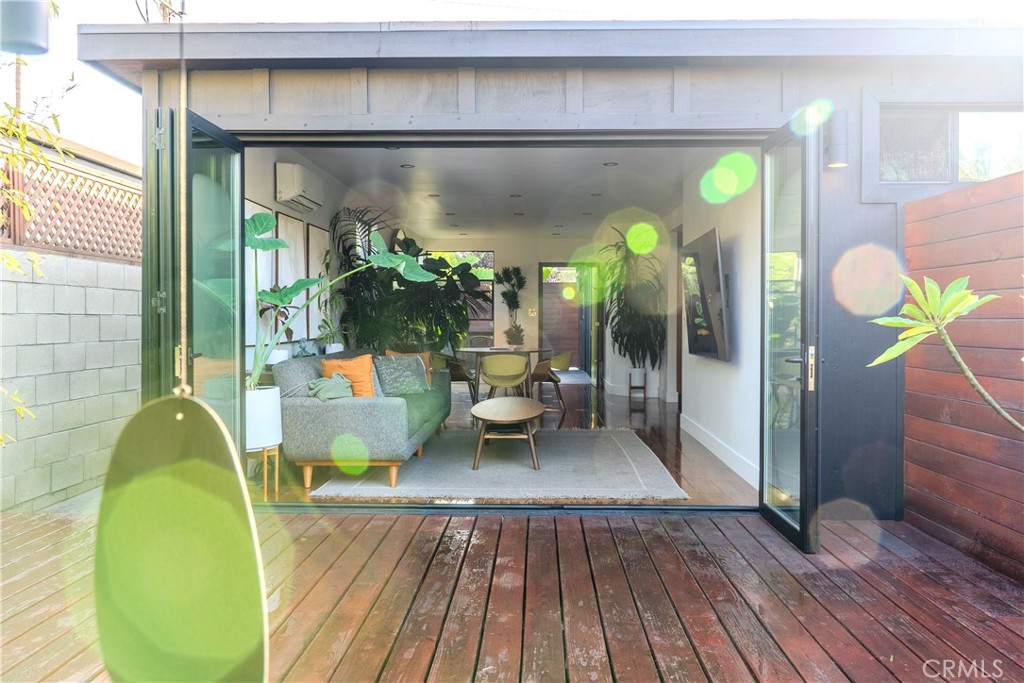 Circle (CA) - Residential Income