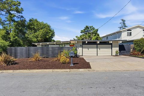 Photo of 2203 Allegheny Way, San Mateo, CA 94402 (MLS # ML82048838)