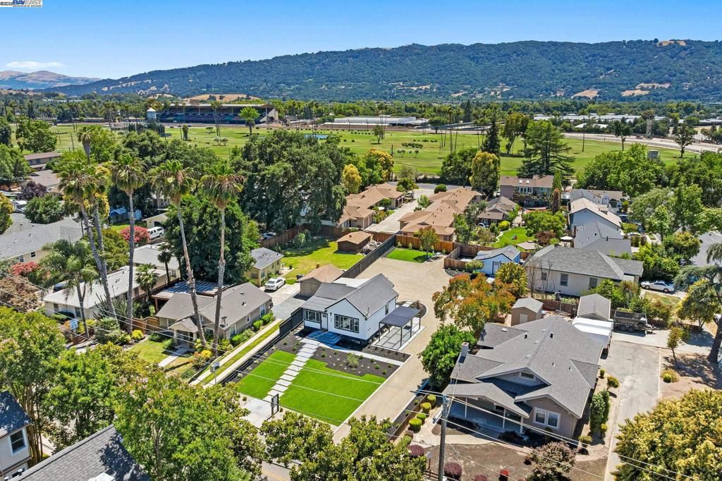 Photo of 1038 Division St, Pleasanton, CA 94566 (MLS # 41115498)
