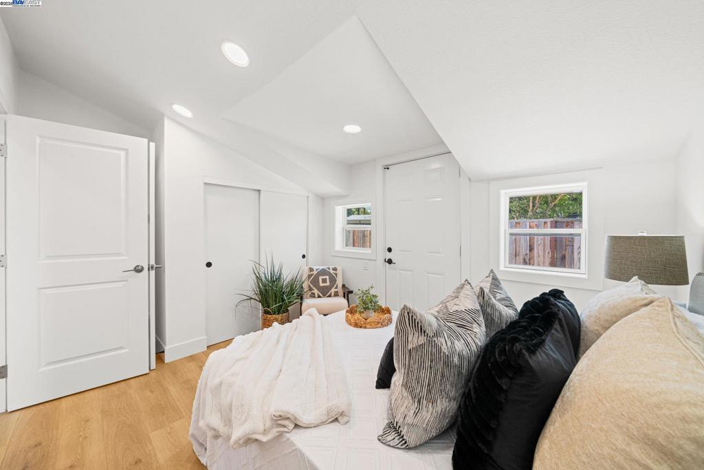 DOWNTOWN AREA - Residential