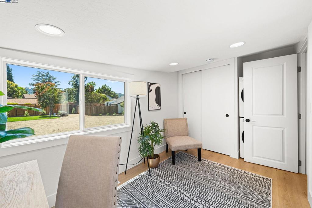 DOWNTOWN AREA - Residential