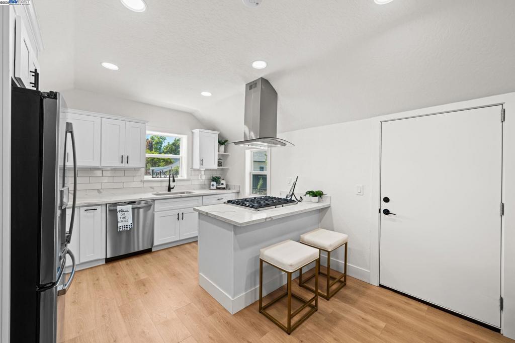 DOWNTOWN AREA - Residential