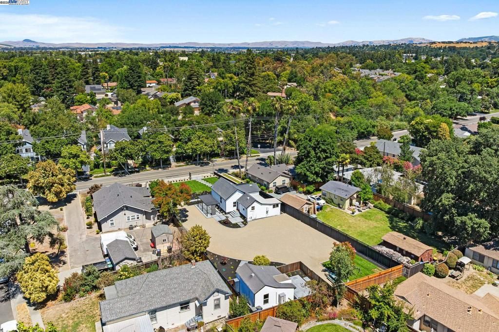 Photo of 1038 Division St, Pleasanton, CA 94566 (MLS # 41115498)
