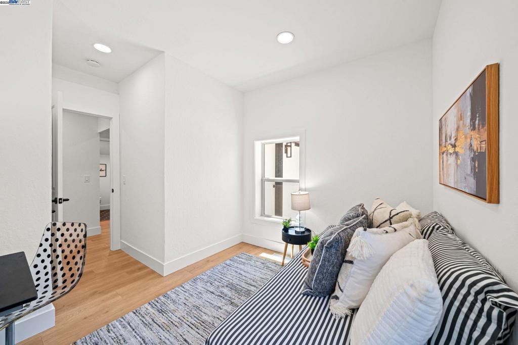 DOWNTOWN AREA - Residential