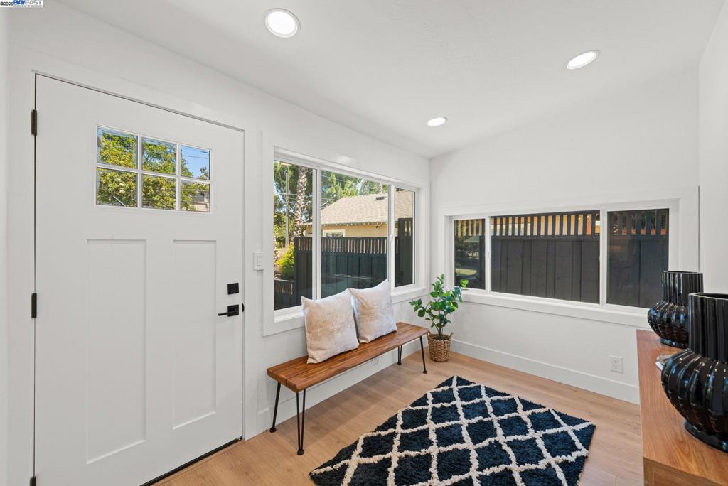 DOWNTOWN AREA - Residential