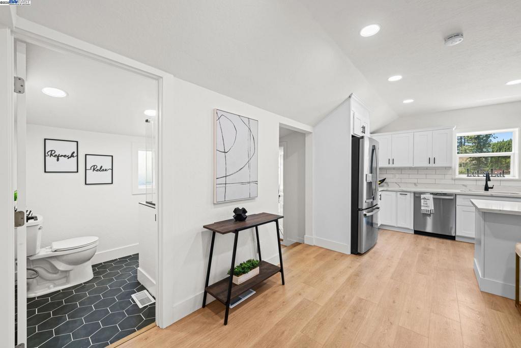 DOWNTOWN AREA - Residential