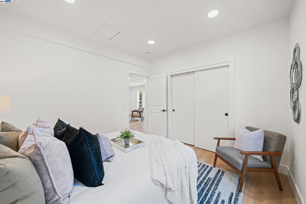 DOWNTOWN AREA - Residential