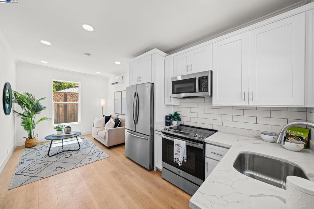 DOWNTOWN AREA - Residential