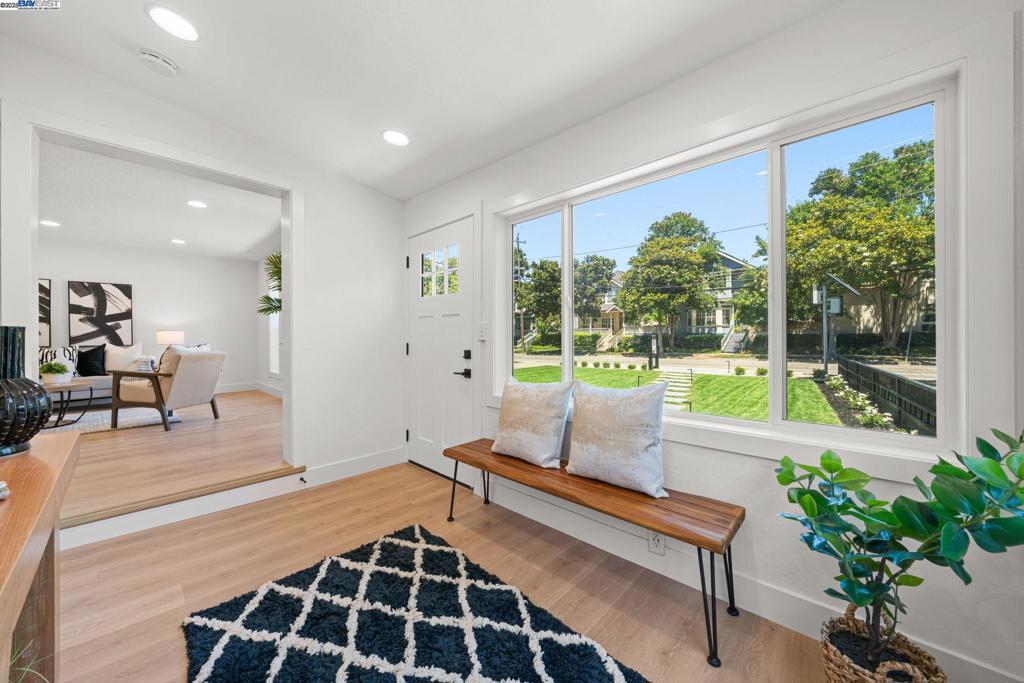 DOWNTOWN AREA - Residential