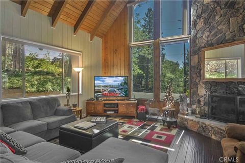 1353 Golden Rule Lane Lake Arrowhead CA 92352