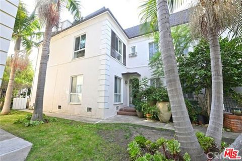 Photo of 9374 W Olympic Boulevard, Beverly Hills, CA 90212 (MLS # 26657827)
