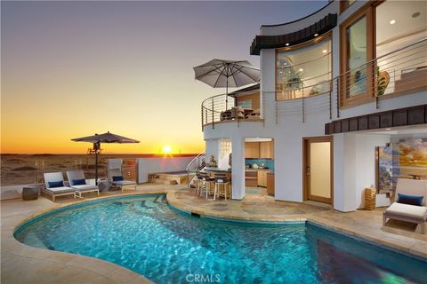 Photo of 1510 E Oceanfront, Newport Beach, CA 92661 (MLS # NP25144792)