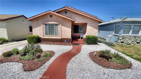Photo of 2453 Easy AVE, Long Beach, CA 90810 (MLS # PW26195243)