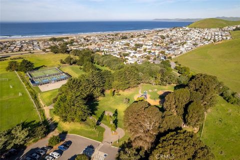 Tiny photo for 3020 Ironwood Avenue Ave, Morro Bay, CA 93442 (MLS # SC26041634)