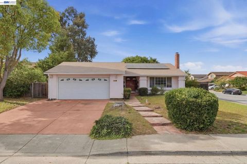 595 Caprice Ct Morgan Hill CA 95037