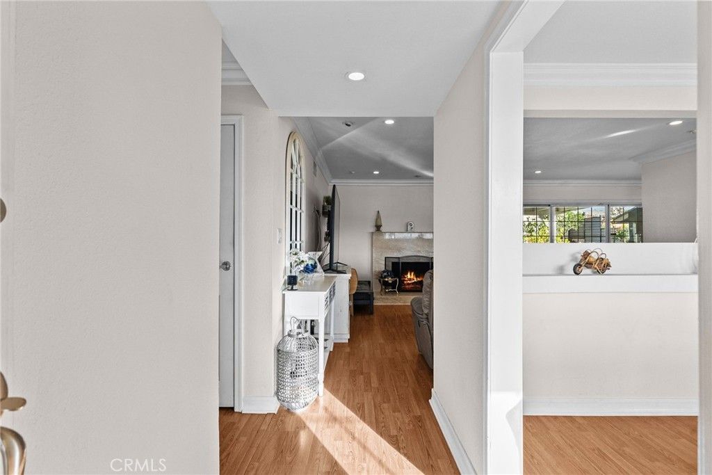 Photo of 3042 Austin Ave, Simi Valley, CA 93063 (MLS # SR26037135)