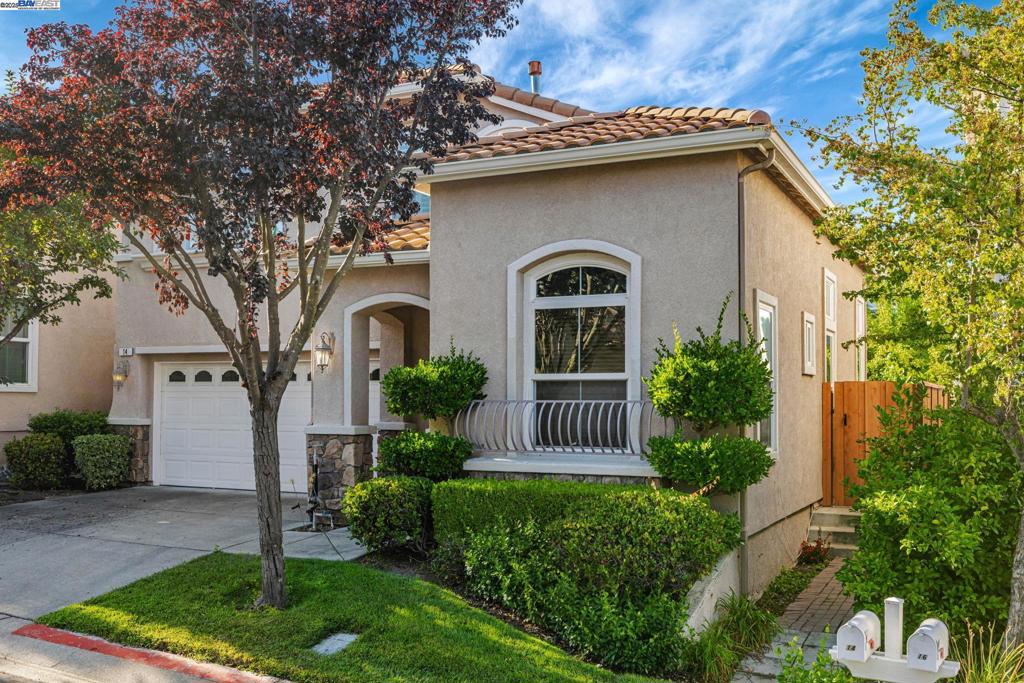 THE ORCHARDS - Residential