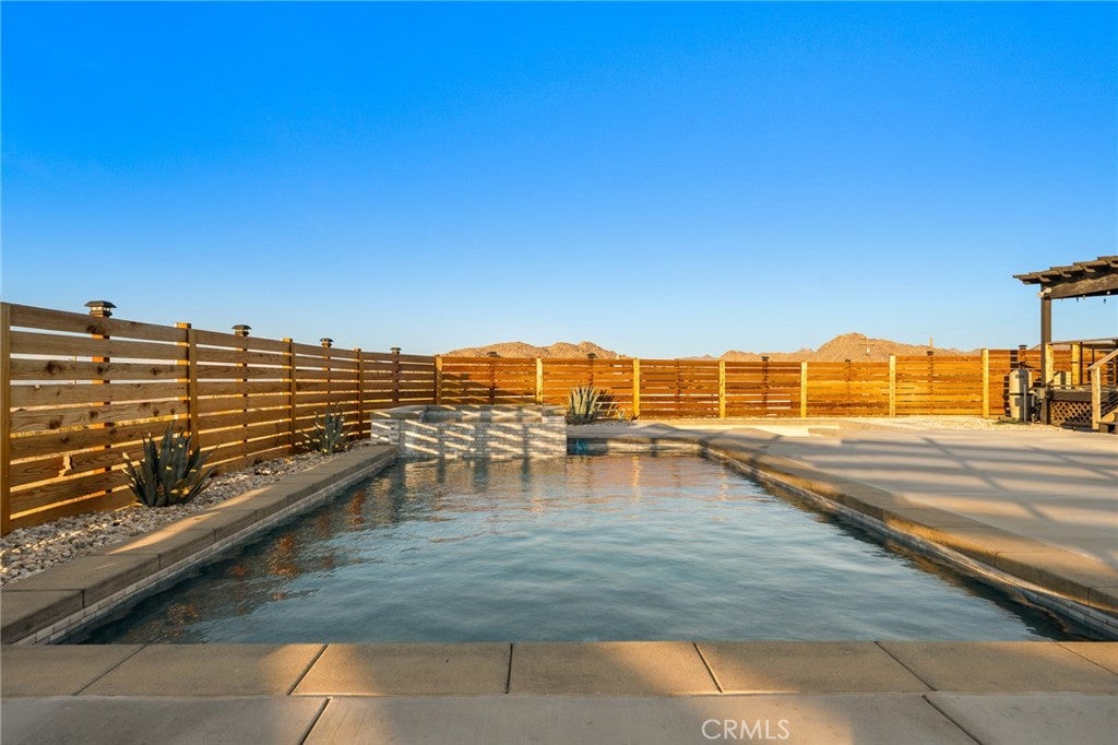 61394 Latham Trail