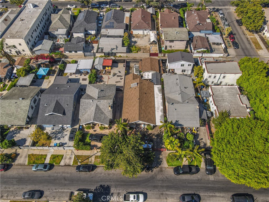1611 W 46th