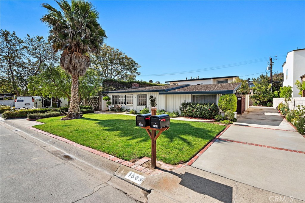 1501 Cliff Drive