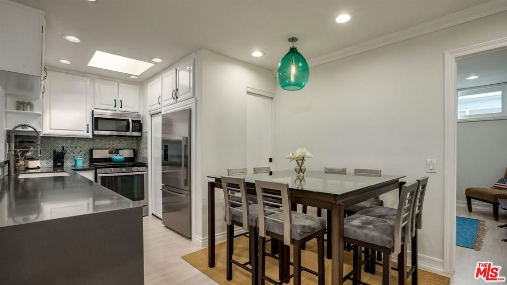 1144 17th Street 11