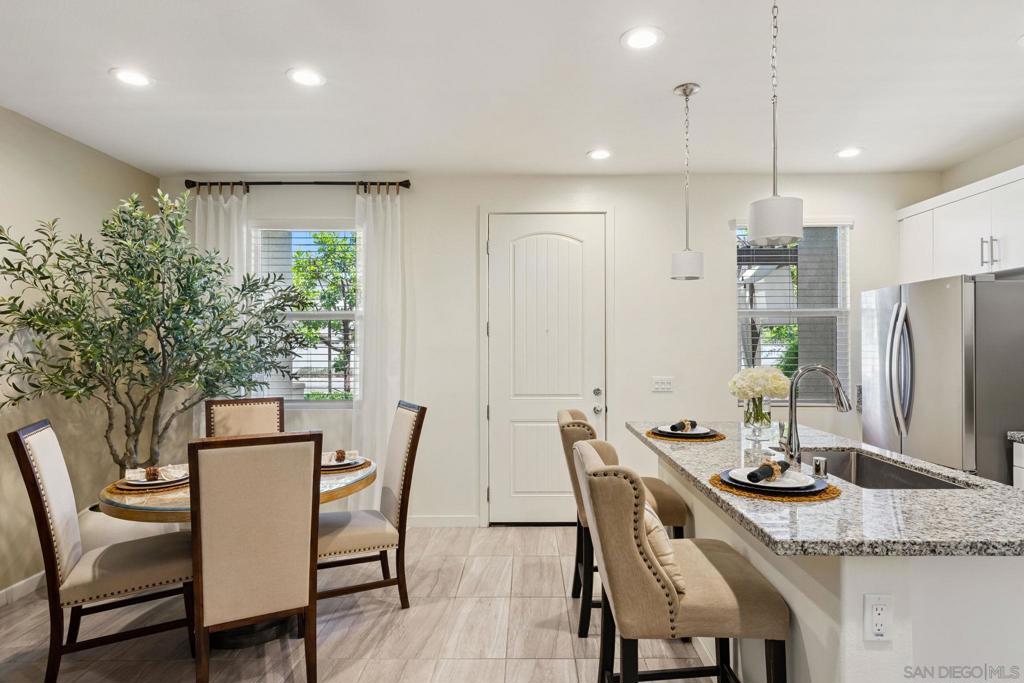 4132 Calle Arbol