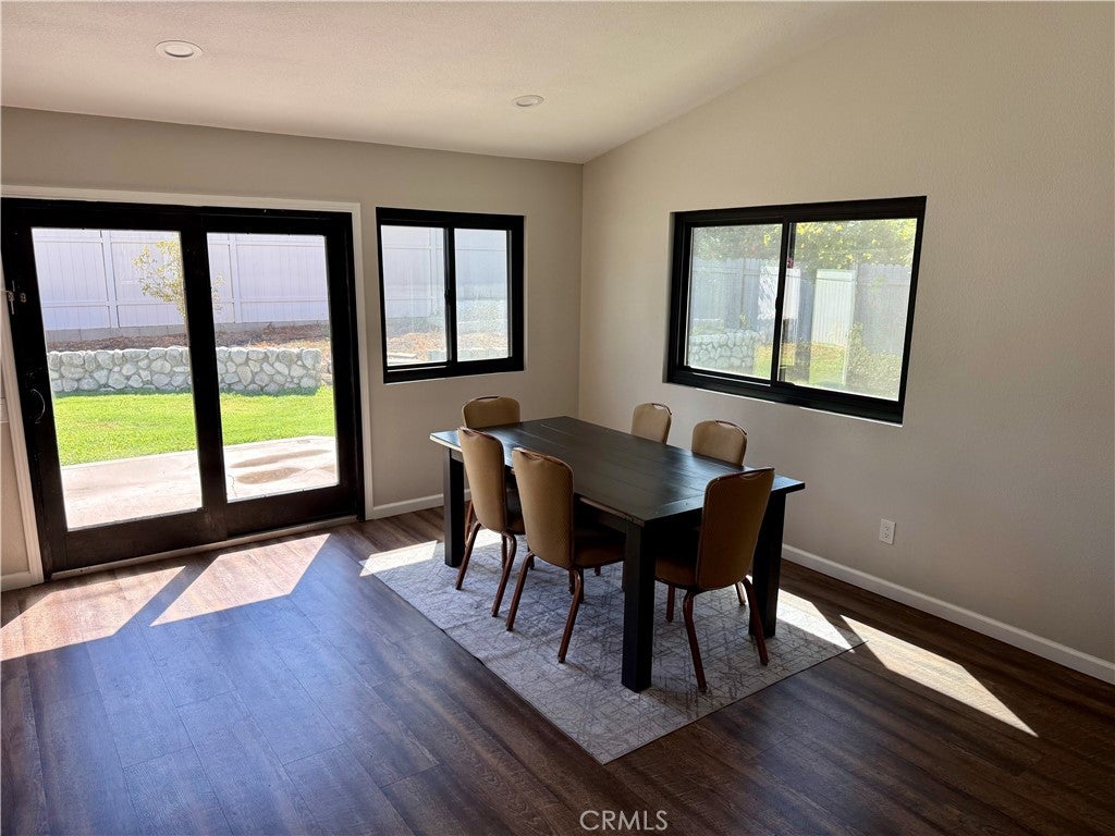 1210 Country Place