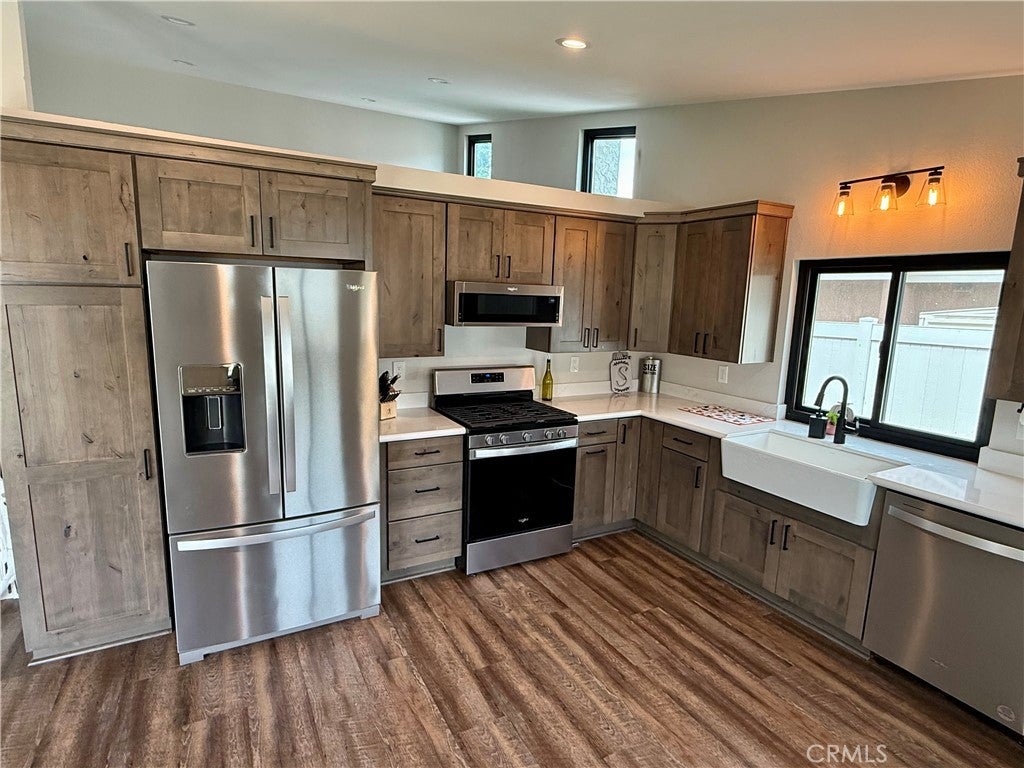 1210 Country Place