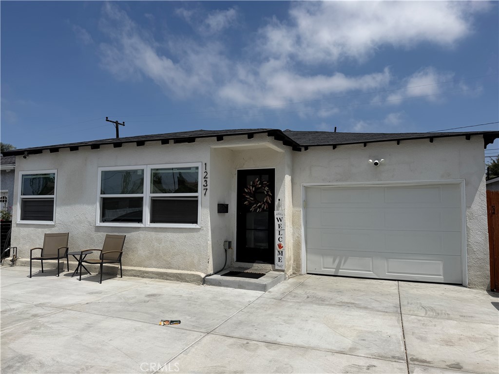 1237 E 222nd