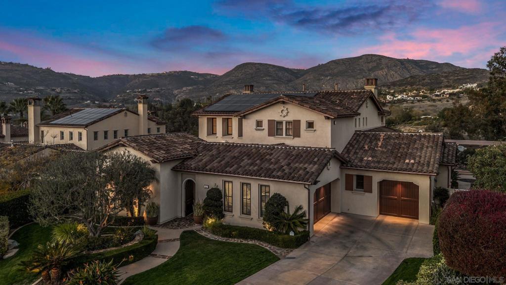 8117 Lamour Ln