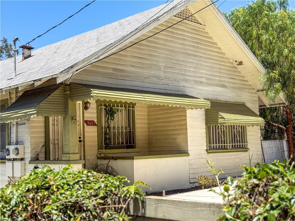 3621 Griffin Avenue