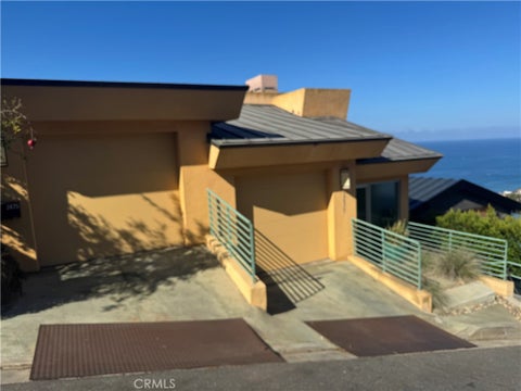 Photo of 2475 Juanita WAY, Laguna Beach, CA 92651 (MLS # LG26195794)