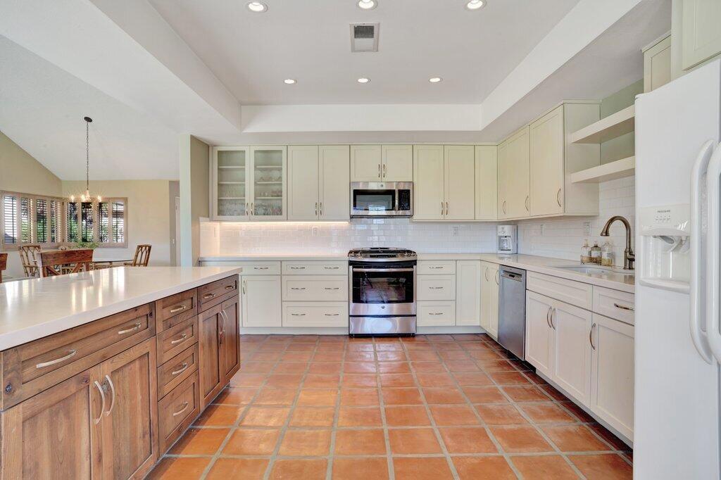 Silver Sands R.C. - Residential