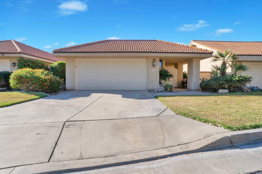 Silver Sands R.C. - Residential