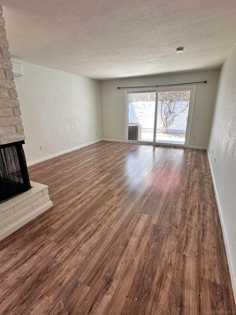 810 E Washington A