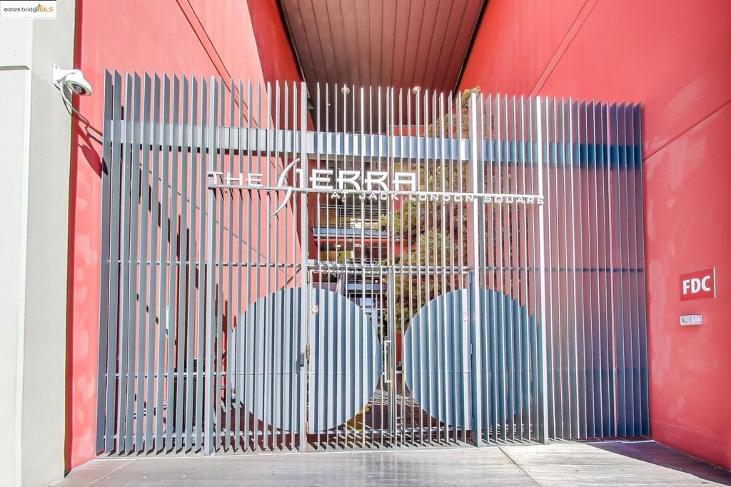 JACKLON SQ - Residential Lease