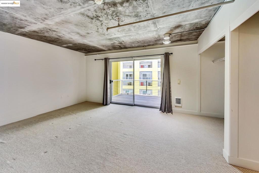 JACKLON SQ - Residential Lease