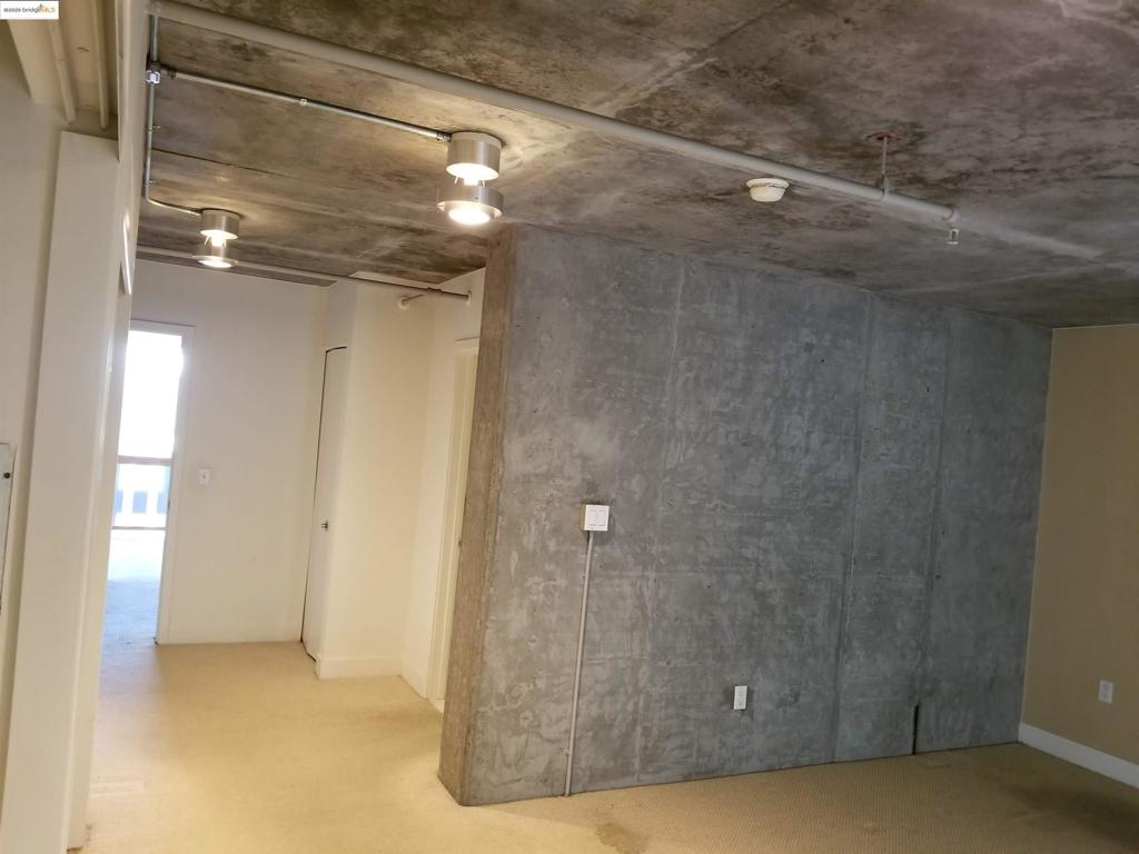 JACKLON SQ - Residential Lease