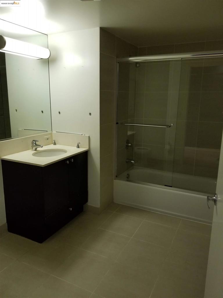 JACKLON SQ - Residential Lease