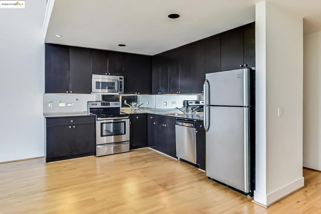 JACKLON SQ - Residential Lease